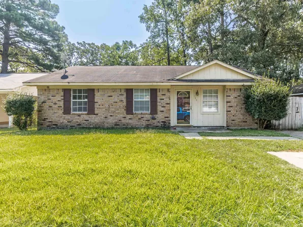 305 Cedarbrook Dr, Monroe, LA 71203