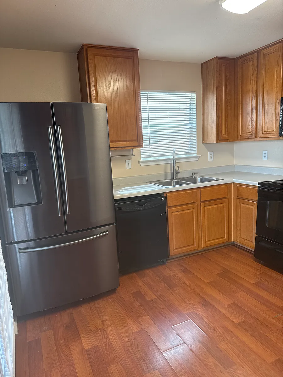 Building Photo - 9714 Dawn Trl