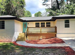 3340 Pinehill Dr, Decatur, GA 30032