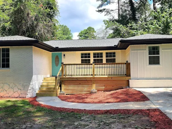 3340 Pinehill Dr, Decatur, GA 30032