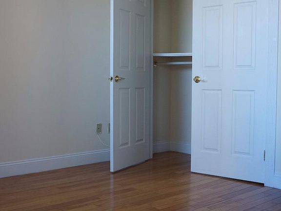 2nd image of 556 W 141st St APT 5A