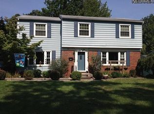 794 Cliffside Dr, Akron, OH 44313