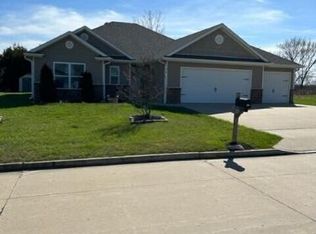 110 E Daniel St, Columbia, MO 65202