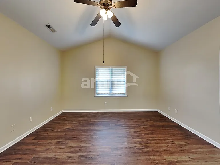 7610 Rolling Meadows Ln — Photo 9