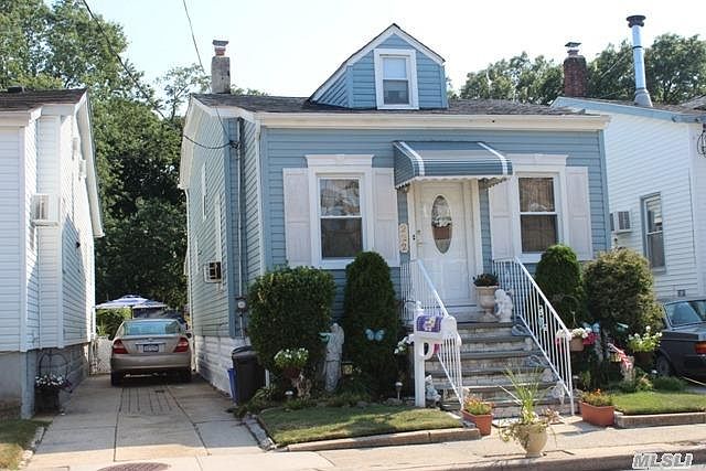 1st image of 222 E New York Ave
