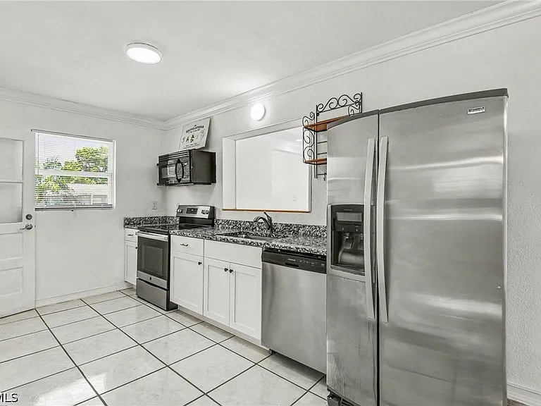 20 Estate Dr — Photo 7