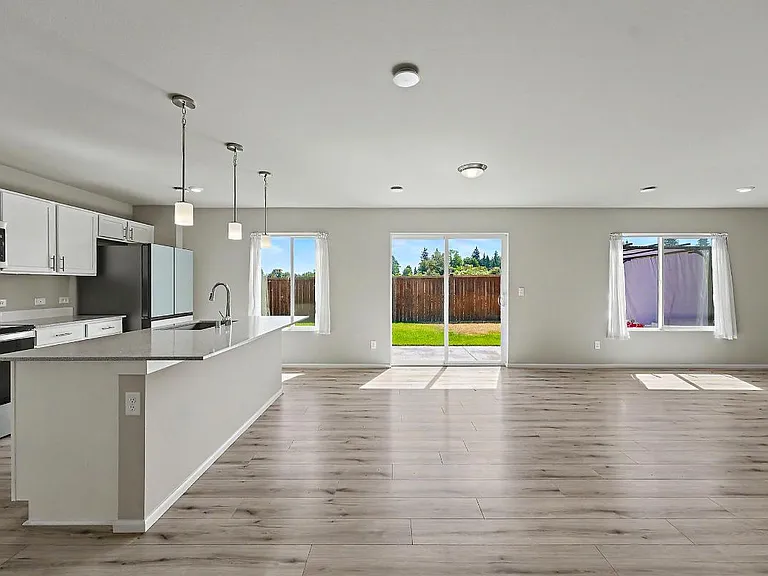 15065 Iverson Loop SE — Photo 17