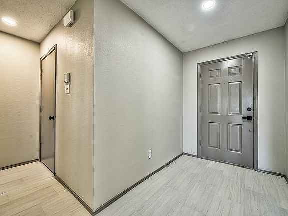 5th image of 5117 Prestwick Dr