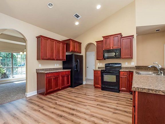 4th image of 6740 Barnwood Dr