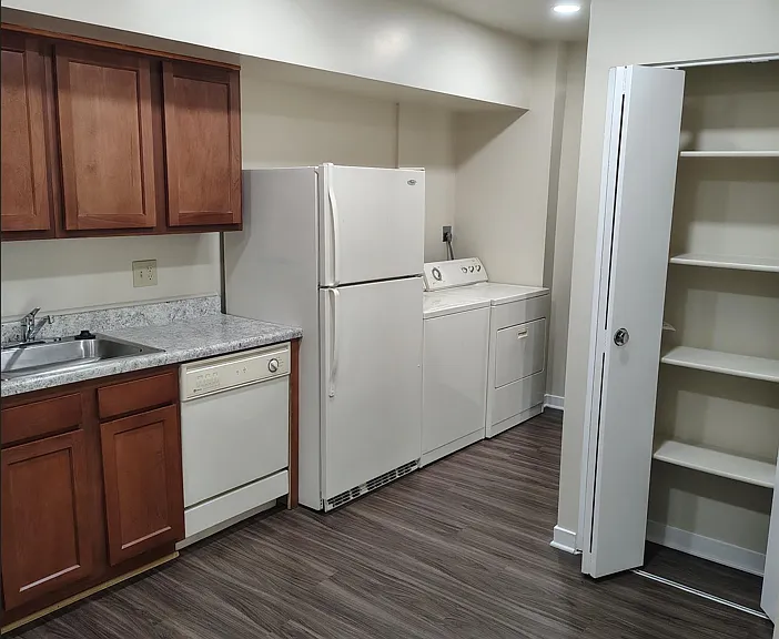 Residences at Pomona Park — Photo 55