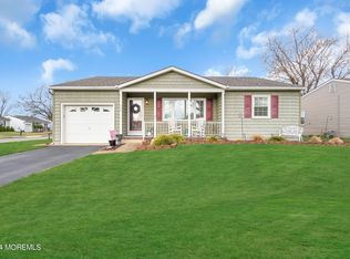 134 Eton Ct, Toms River, NJ 08757