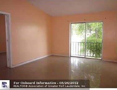 5th image of 710 SW 81st Ave