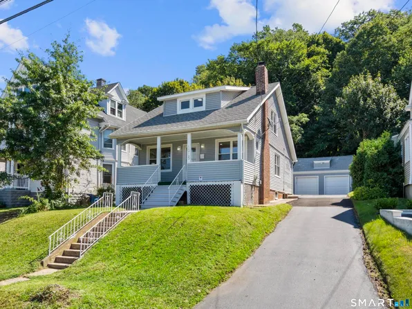 1025 Townsend Avenue, New Haven, CT 06512
