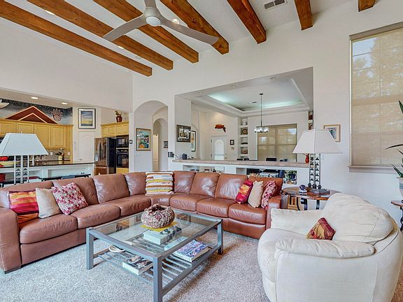 3rd image of 9610 Del Arroyo Ct NE