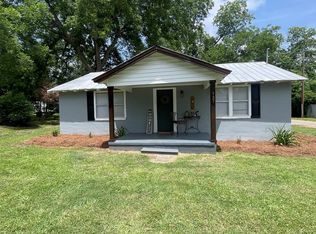 137 Main St S, Smithville, GA 31787