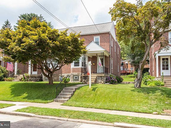 5th image of 2513 Mansfield Ave