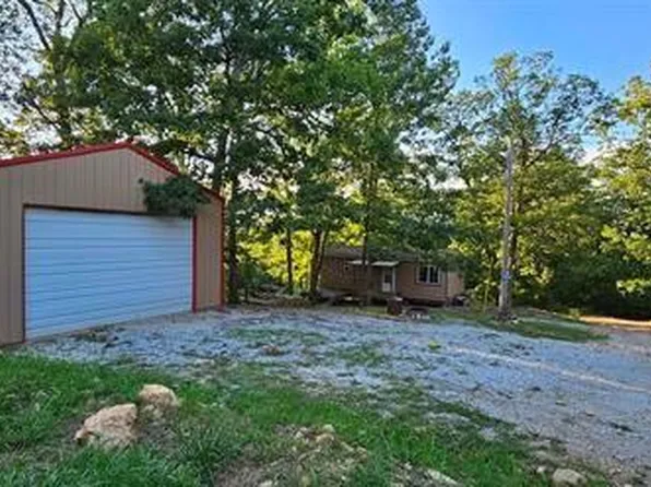 11694 N Greenwood Dr, Warsaw, MO 65355