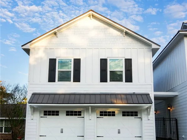 701 Hereford St #A, College Station, TX 77840