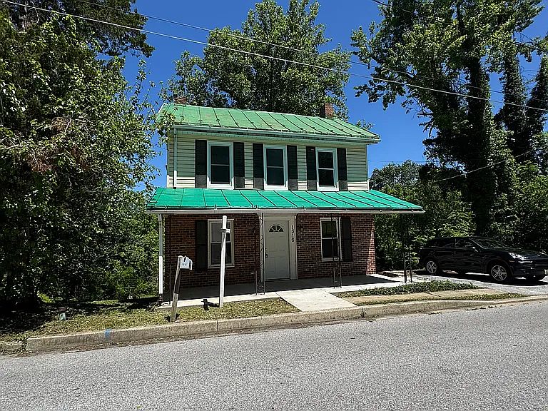 1st image of 1316 Pleasant Valley Rd