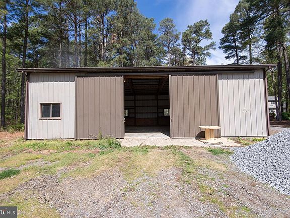 5th image of 5951 Ross Neck Rd