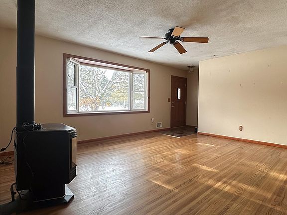 3rd image of 7031 159th Ln NW
