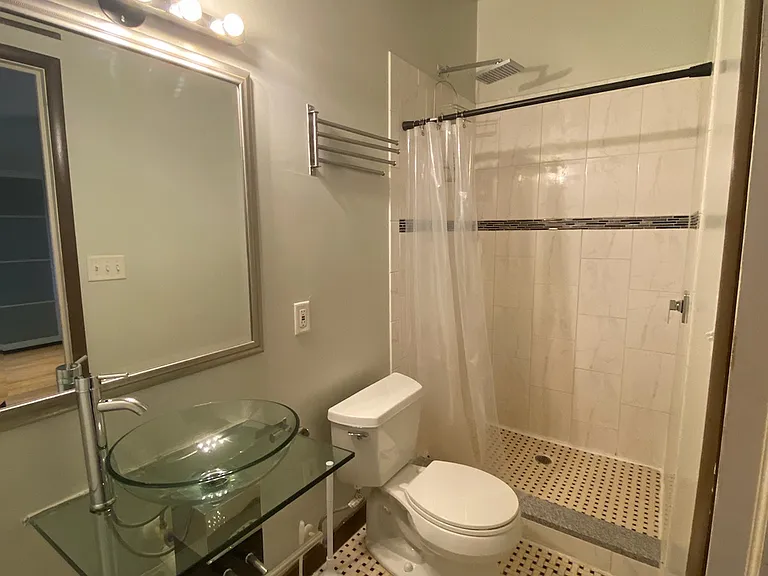 925 N Calvert St #3R — Photo 10
