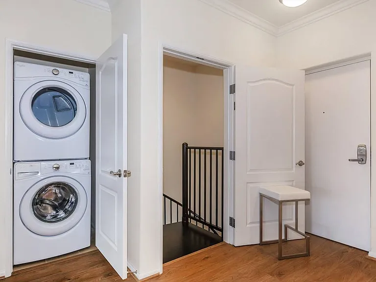 In Unit Washer and Dryer