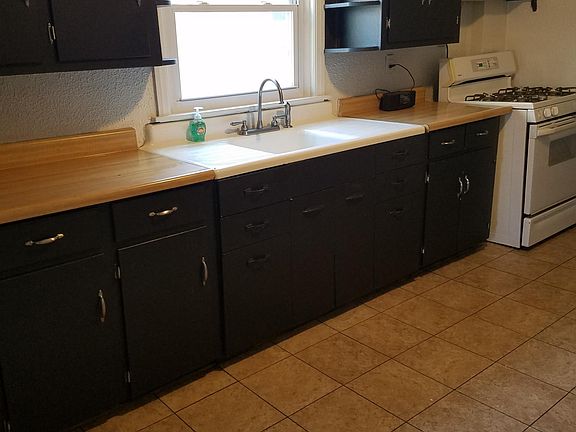 Gas stove