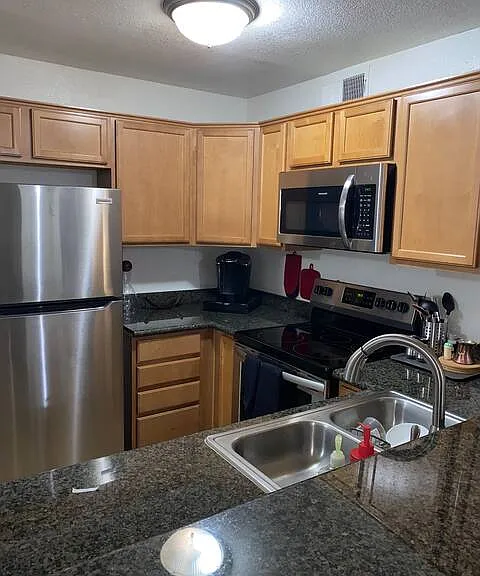 9325 W Desert Inn Rd #105 — Photo 6