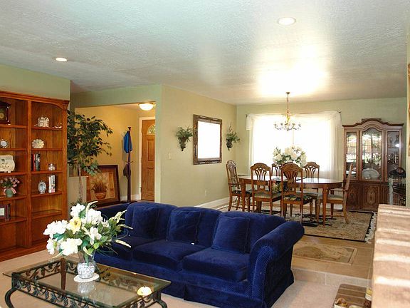 5th image of 2790 Glorietta Cir