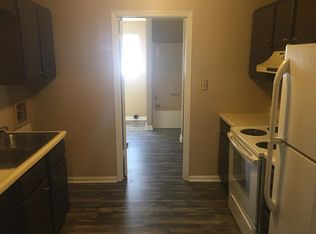 1068 Wallace Rd, Jackson, TN 38305