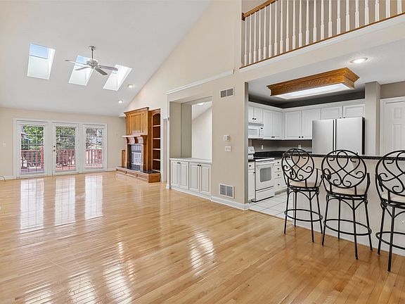 4th image of 5925 Ep True Pkwy Unit 33