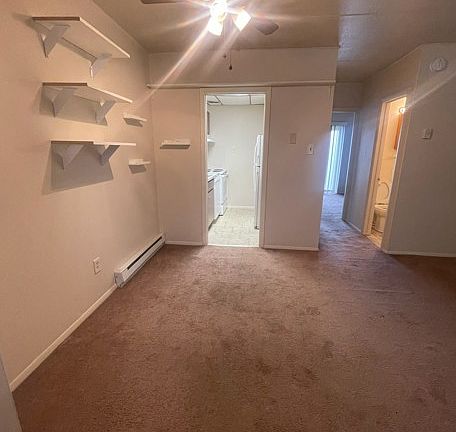 3rd image of 537 N Hanover St #3