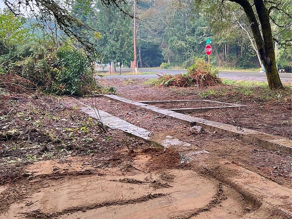 1st image of 23829 Isle Pl