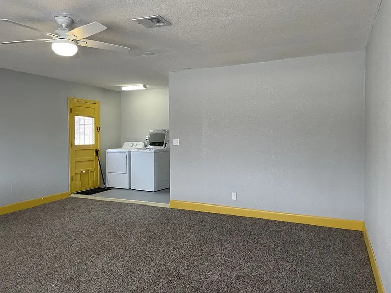 10604 Fieldrock Ct — Photo 36