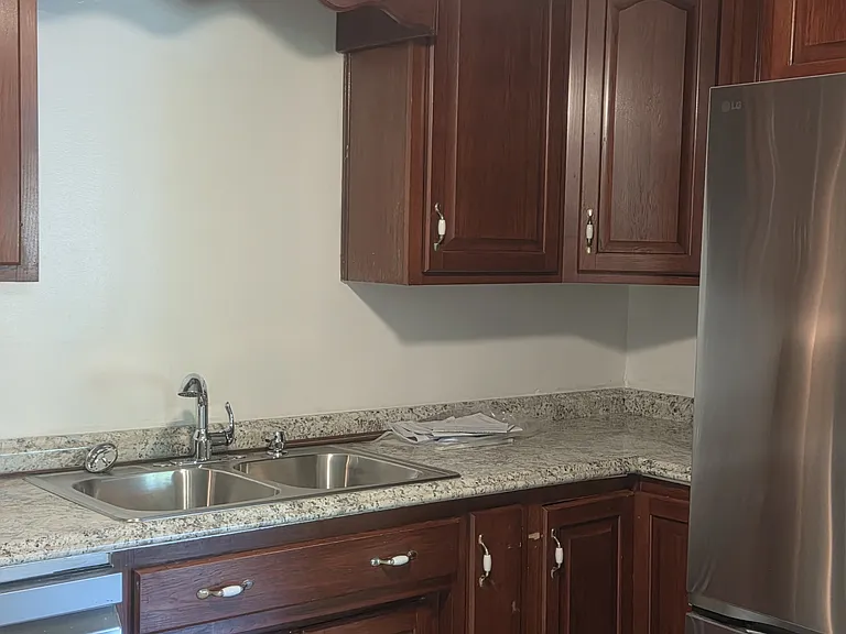 8513 Silver Fox Rd — Photo 9