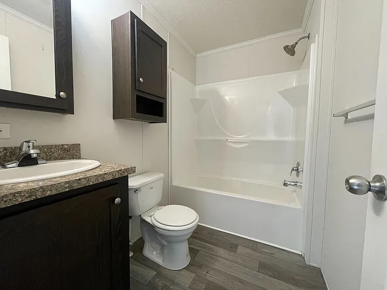 38000 Le Chateau Blvd #521 — Photo 20
