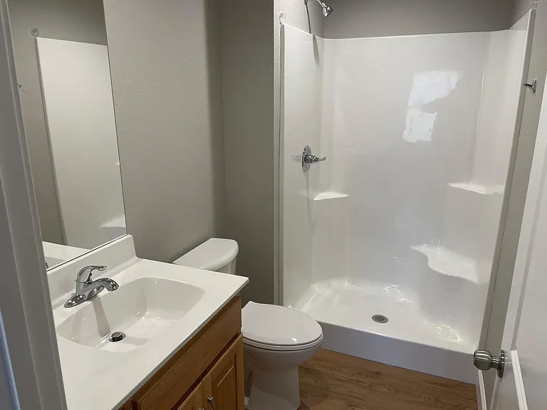 Main bathroom