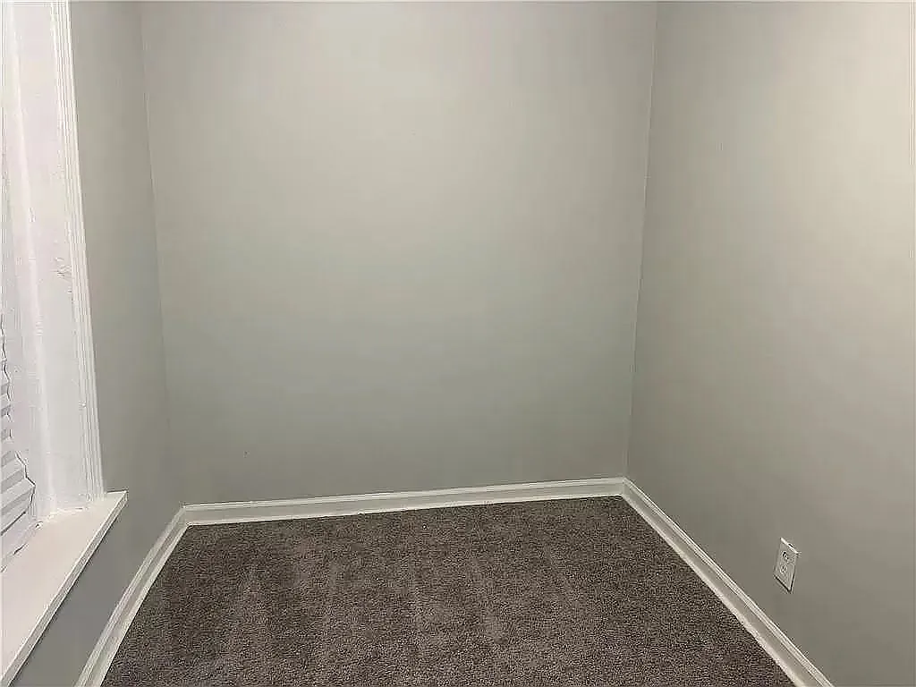 717 Indiana Ave — Photo 4