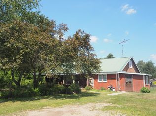 670 S Bossett Rd, Ravenna, MI 49451