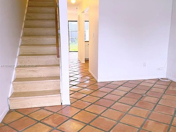 4th image of 550 SW 115th Ave #807D