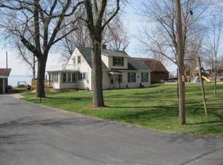 6481 Paulson Rd, Winneconne, WI 54986