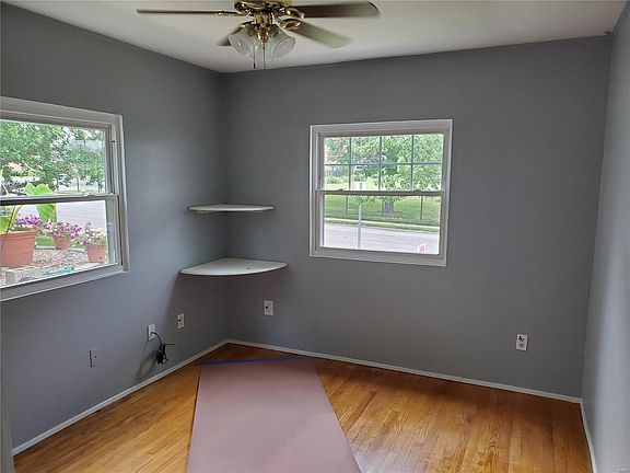 5th image of 5224 Fyler Ave