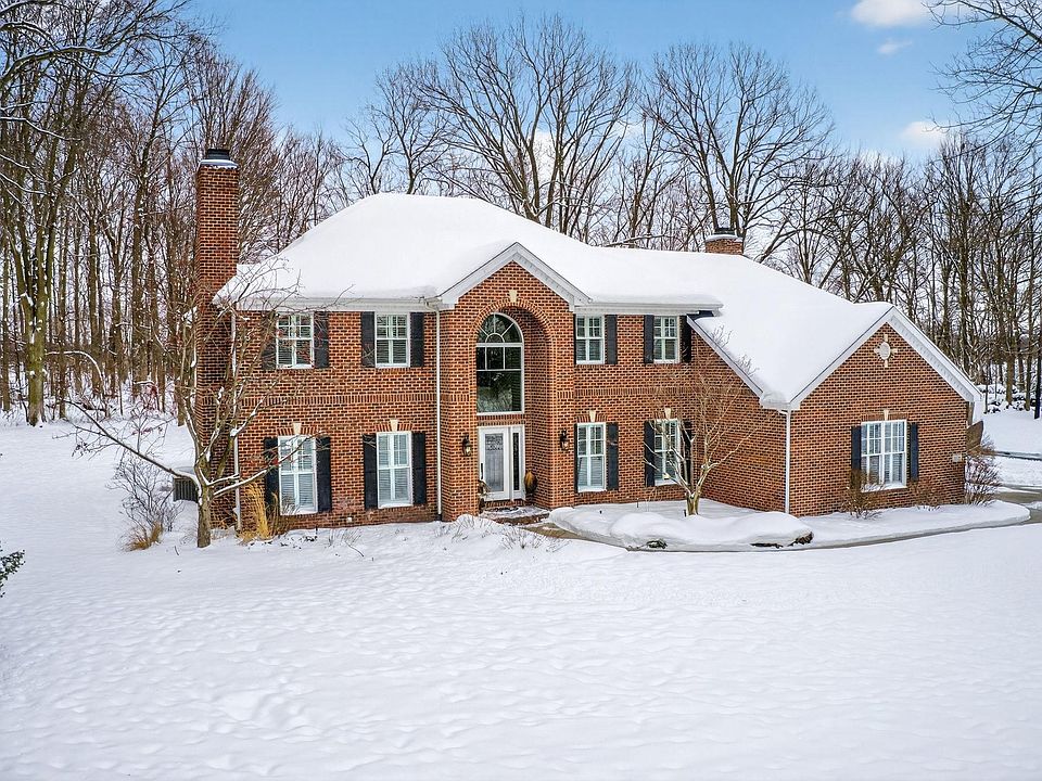 1st image of 3334 Deer Lake Dr