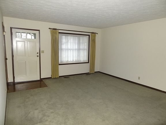 2nd image of 3730 Laramie Ct