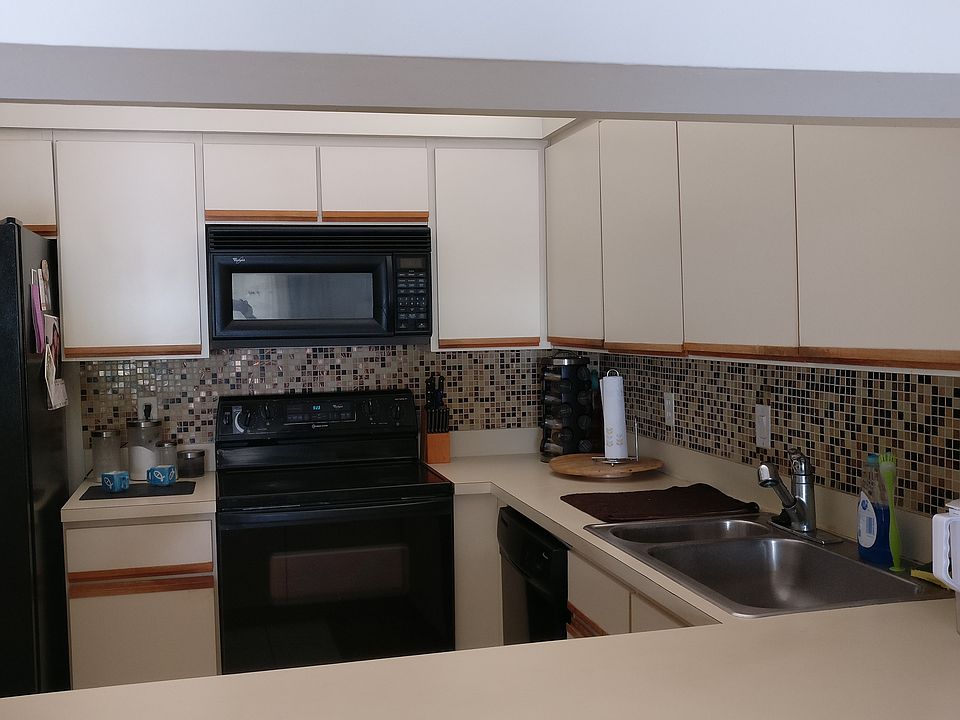 1st image of 306 Liberty Ct #306