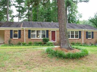 3401 Huntleigh Dr, Raleigh, NC 27604