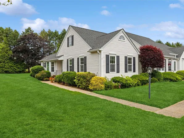2555 Youngs Avenue #16E, Southold, NY 11971