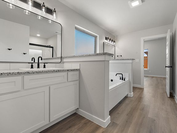 3rd image of 303 E 25th St
