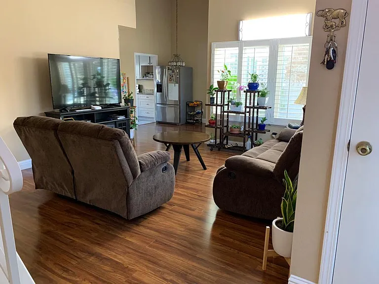 2114 Delucchi Dr — Photo 23